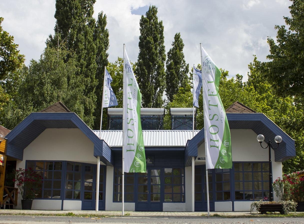 Blue Bike Hostel Balatonszemes Exterior photo